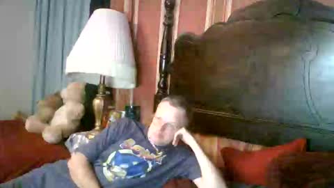 kevydaddyhubby2 online show from November 17, 2025, 2:06 am