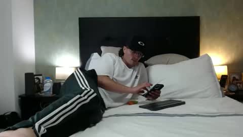 keyera online show from November 2, 2025, 3:53 am