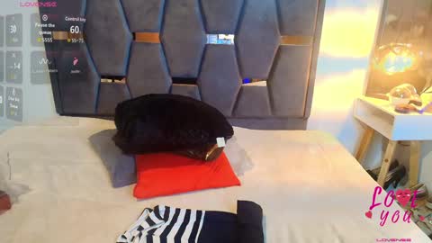 Snapshot of keyla_brunette_ chatting on May 16, 2026, 12:40 am KEYLA BRUNETTE online show from May 16, 2026, 12:40 am