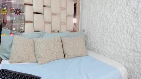 Keyla online show from October 22, 2025, 5:13 pm