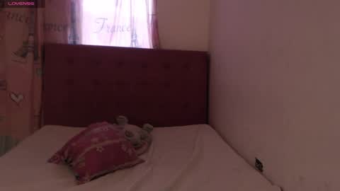 Keylli online show from February 1, 2025, 10:34 pm