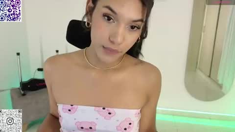 Snapshot of kharelys_777 chatting on January 27, 2025, 9:11 pm Karelys M. online show from January 27, 2025, 9:11 pm