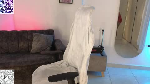 Snapshot of kharelys_777 chatting on February 13, 2025, 5:58 am Karelys M. online show from February 13, 2025, 5:58 am