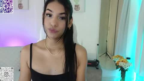 Snapshot of kharelys_777 chatting on February 14, 2025, 6:23 am Karelys M. online show from February 14, 2025, 6:23 am