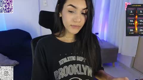 Snapshot of kharelys_777 chatting on March 7, 2025, 7:19 am Karelys M. online show from March 7, 2025, 7:19 am