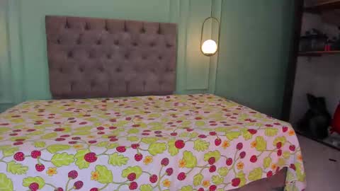 Kathe Hot online show from January 15, 2025, 7:44 pm