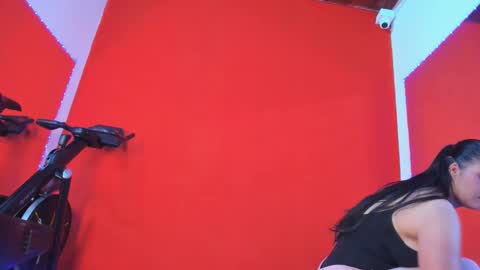 Kathe Hot online show from February 11, 2025, 6:33 pm