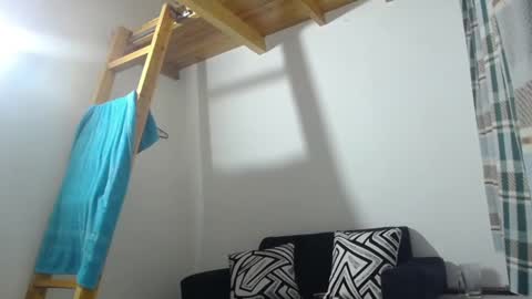 Snapshot of khloe_26 chatting on March 5, 2025, 1:42 am khloe online show from March 5, 2025, 1:42 am