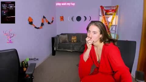 khloebeauty online show from October 27, 2025, 8:13 pm