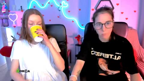 khloebeauty online show from April 7, 2026, 7:25 pm