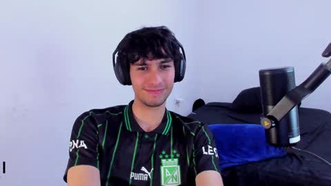 khozler_ online show from December 16, 2024, 6:27 pm