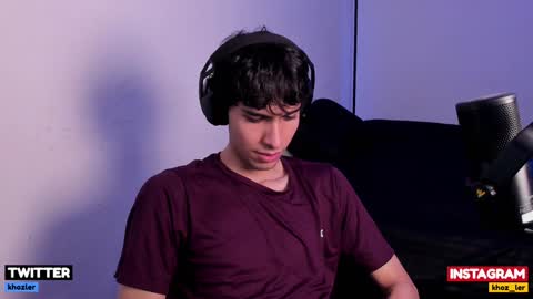 khozler_ online show from December 19, 2024, 5:40 pm