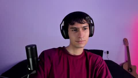 khozler_ online show from January 17, 2025, 1:03 pm