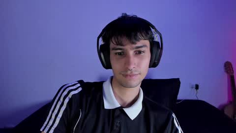 khozler_ online show from January 31, 2025, 2:48 am