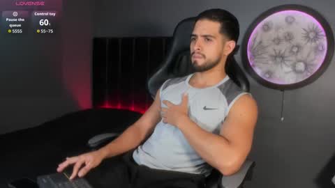 Khriss brown online show from January 7, 2026, 9:28 pm