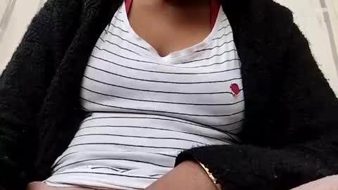 Snapshot of khushisinghh chatting on December 13, 2024, 11:02 am khushisinghh online show from December 13, 2024, 11:02 am