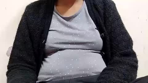 Snapshot of khushisinghh chatting on December 27, 2024, 3:48 pm khushisinghh online show from December 27, 2024, 3:48 pm