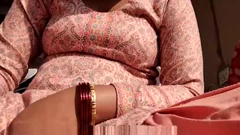 Snapshot of khushisinghh chatting on January 14, 2025, 7:06 am khushisinghh online show from January 14, 2025, 7:06 am