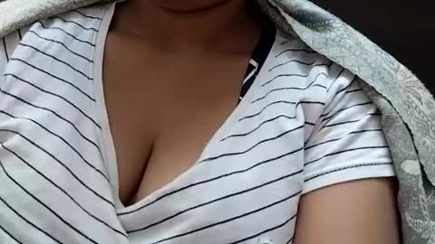 Snapshot of khushisinghh chatting on January 29, 2025, 3:22 am khushisinghh online show from January 29, 2025, 3:22 am