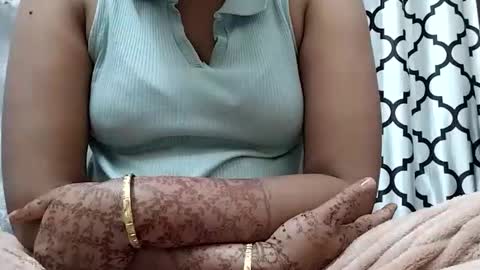 Snapshot of khushisinghh chatting on February 8, 2025, 2:49 pm khushisinghh online show from February 8, 2025, 2:49 pm