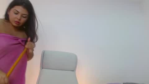 Kiara Evans online show from December 5, 2024, 12:41 am