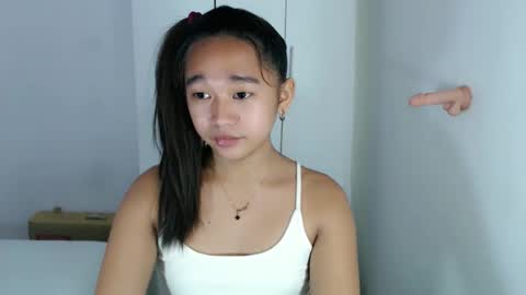 i love bella online show from October 17, 2025, 6:49 am