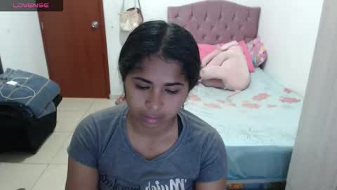 Snapshot of kiara_williamss chatting on October 14, 2025, 8:20 pm Kiara online show from October 14, 2025, 8:20 pm