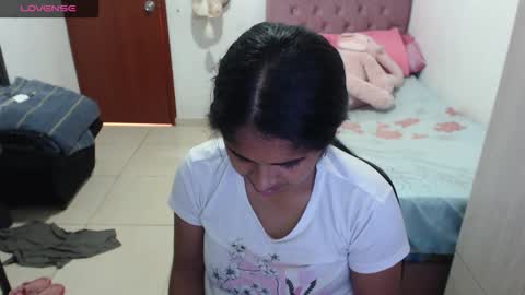 Snapshot of kiara_williamss chatting on October 16, 2025, 6:42 pm Kiara online show from October 16, 2025, 6:42 pm