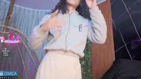 Kiara Zahiri online show from October 23, 2025, 10:58 am