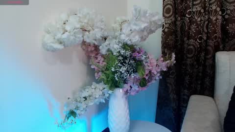 Valery online show from December 18, 2025, 12:22 pm