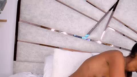 Snapshot of kiaramoons chatting on November 5, 2025, 2:06 pm kiaramoons online show from November 5, 2025, 2:06 pm