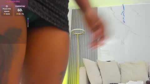 kiaratentation online show from November 30, 2025, 7:51 pm