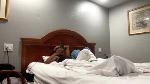 HunneysPlayRoom online show from January 2, 2025, 9:43 am