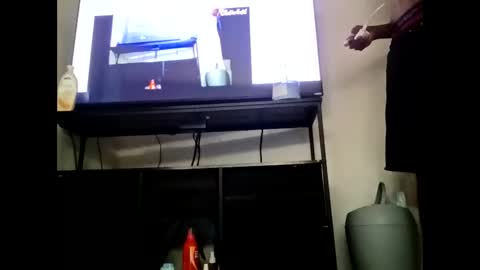 Snapshot of kibrombariu45 chatting on June 3, 2026, 4:12 pm HunneysPlayRoom online show from June 3, 2026, 4:12 pm
