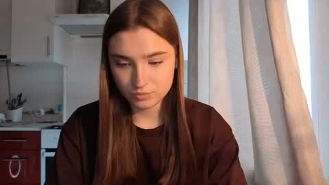 Snapshot of kierstentates chatting on April 23, 2026, 12:51 pm Ola my name is Lissa Lets hit 10 Thumbs Up together online show from April 23, 2026, 12:51 pm