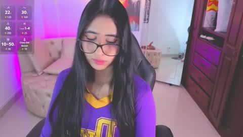 kiim__samanta online show from October 17, 2025, 11:35 am