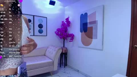 Kitty online show from May 6, 2026, 12:32 pm