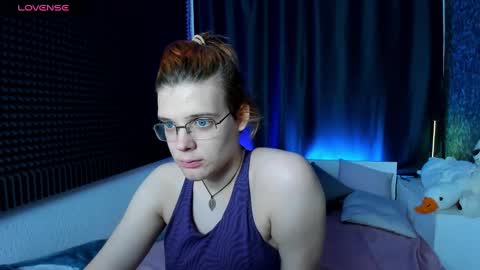 Kiki online show from December 25, 2024, 10:06 am