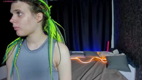 Kiki online show from October 14, 2025, 10:05 am