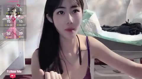 kiki_loveu online show from December 20, 2024, 1:00 pm