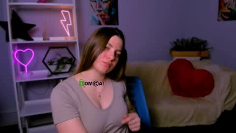 Snapshot of kiki_swan chatting on March 7, 2025, 10:24 am kiki_swan online show from March 7, 2025, 10:24 am