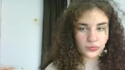 Catty online show from November 10, 2025, 12:59 pm