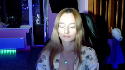 Snapshot of kikies_ chatting on March 25, 2026, 6:58 pm Mika and Miranda online show from March 25, 2026, 6:58 pm