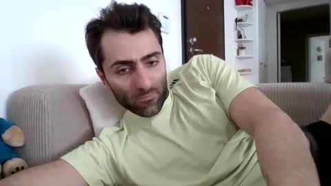 kikkus01 online show from February 26, 2026, 1:21 pm