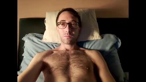 kingstoned online show from October 31, 2025, 11:22 am