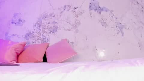 kim online show from September 24, 2025, 8:23 pm