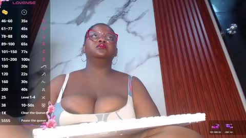 Snapshot of kim_brown2 chatting on May 15, 2026, 3:02 am Kim Follow me please online show from May 15, 2026, 3:02 am