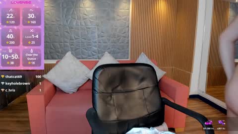 Snapshot of kim_brown_ chatting on January 12, 2025, 2:52 pm Kim online show from January 12, 2025, 2:52 pm