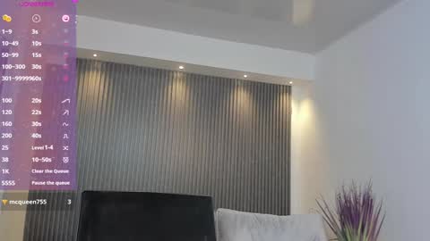 Snapshot of kim_brown_ chatting on January 23, 2025, 3:11 pm Kim online show from January 23, 2025, 3:11 pm