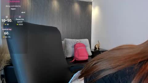 Snapshot of kim_brown_ chatting on September 9, 2025, 12:15 pm Kim online show from September 9, 2025, 12:15 pm